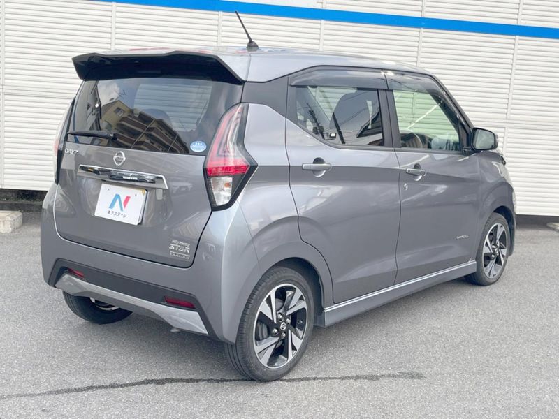 2019 Nissan Days 4AA-B45W (UW-6a599c235b853)[17]