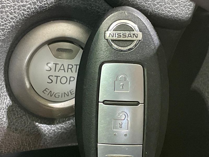 2014 Nissan Note DBA-E12 (UW-6a599c4dd0fa9)[5]