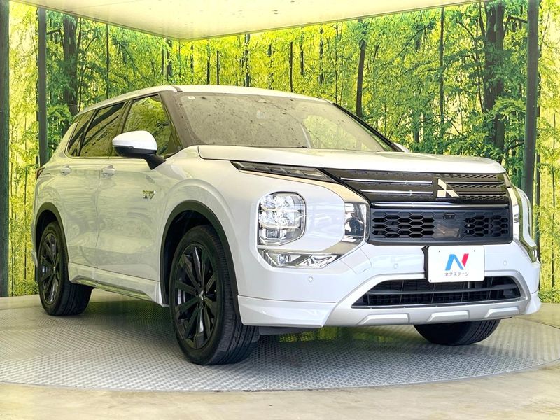 2022 Mitsubishi OUTLANDER PHEV 5LA-GN0W (UW-6a599c8b3ad54)[25]