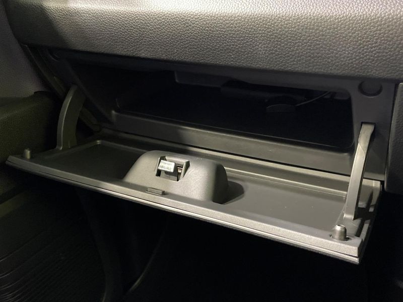 2022 Honda N-BOX CUSTOM 6BA-JF3 (UW-6a599cffe3e74)[28]