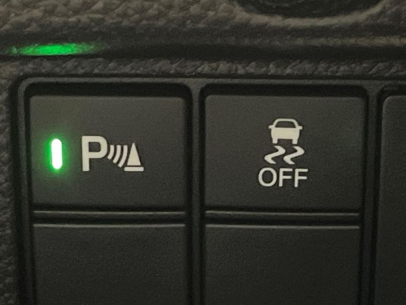 2022 Honda N-BOX CUSTOM 6BA-JF3 (UW-6a599cffe3e74)[21]