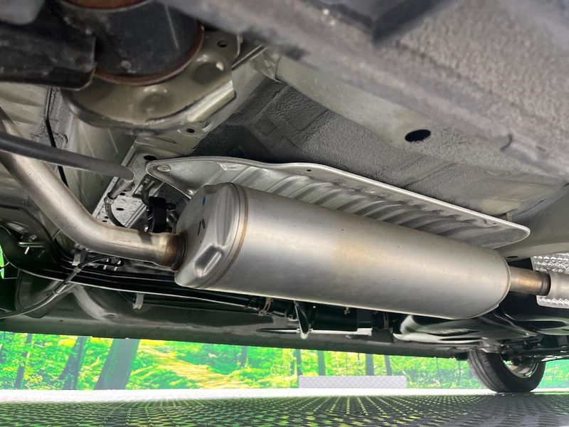 2021 Honda N-BOX CUSTOM 6BA-JF3 (UW-6a599d011c96d)[19]