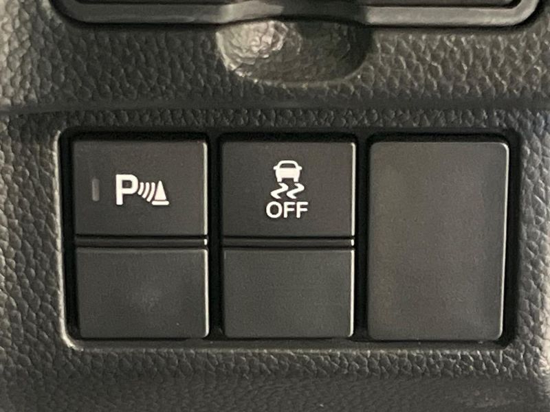 2022 Honda N-BOX CUSTOM 6BA-JF3 (UW-6a599d08469e7)[27]