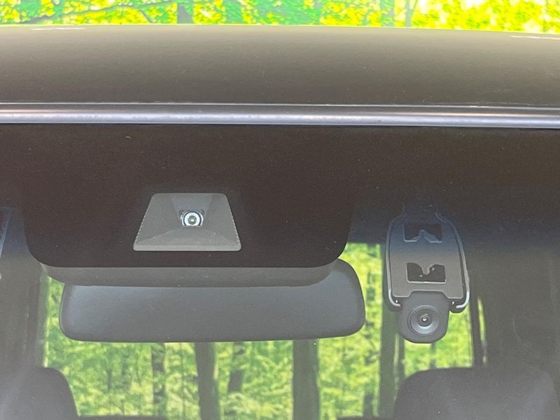 2022 Honda N-BOX CUSTOM 6BA-JF3 (UW-6a599d08469e7)[5]