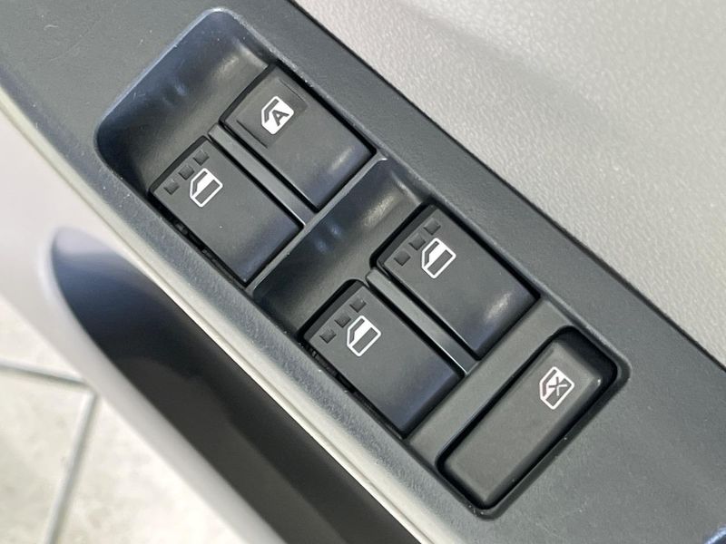 2016 Toyota Pixis Epoch DBA-LA300A (UW-6a599d6d66019)[29]