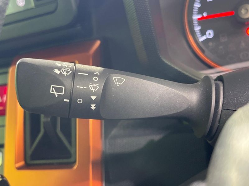 2020 Daihatsu Taft 6BA-LA900S (UW-6a599da15ca99)[6]