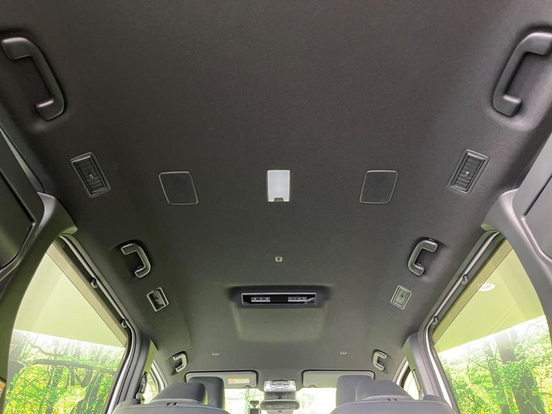 2023 Toyota Noah 6BA-MZRA90W (UW-6a599e74a450d)[26]