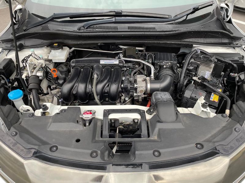 2017 Honda Vezel DAA-RU3 (UW-6a599eb57ad79)[6]