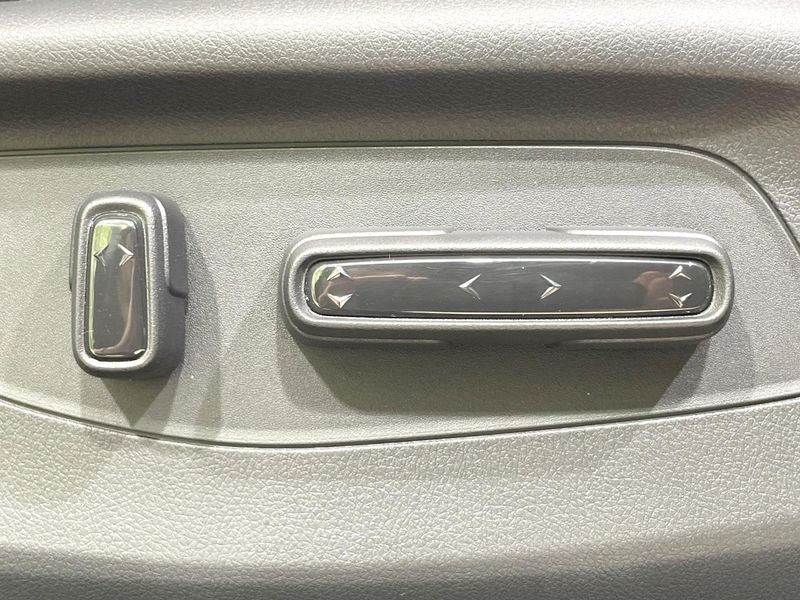 2023 Honda ZR-V 6AA-RZ4 (UW-6a599ec6956e4)[22]