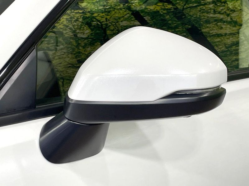 2023 Honda ZR-V 6AA-RZ4 (UW-6a599ec6956e4)[12]
