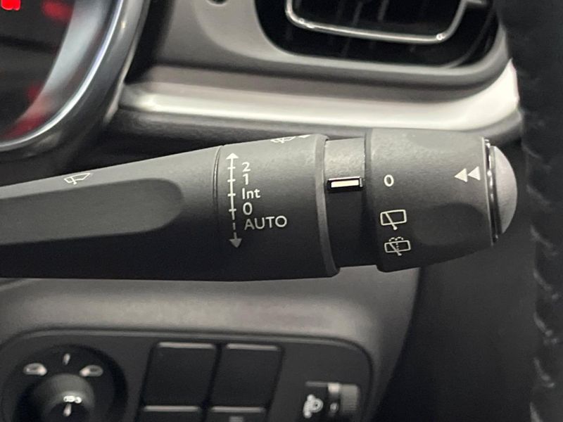 2021 Citroen C3 5BA-B6HN05 (UW-6a599f063eb0a)[12]