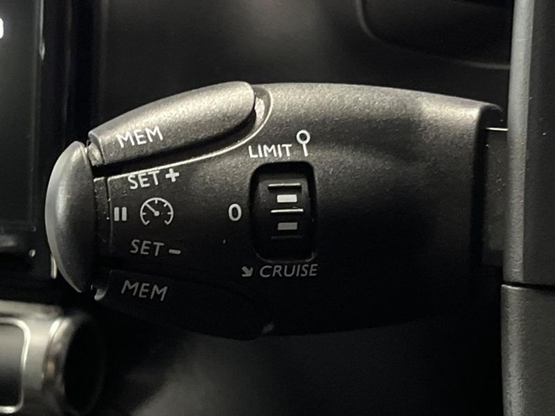 2021 Citroen C3 5BA-B6HN05 (UW-6a599f063eb0a)[14]