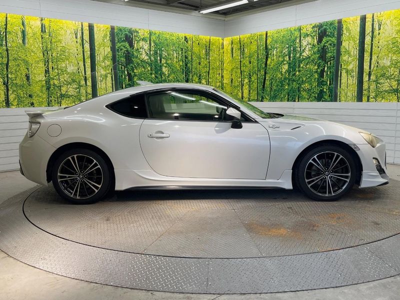 2012 Toyota 86 DBA-ZN6 (UW-6a599f3ce451a)[22]