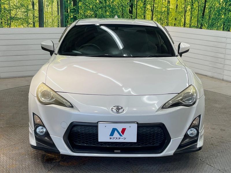 2012 Toyota 86 DBA-ZN6 (UW-6a599f3ce451a)[5]