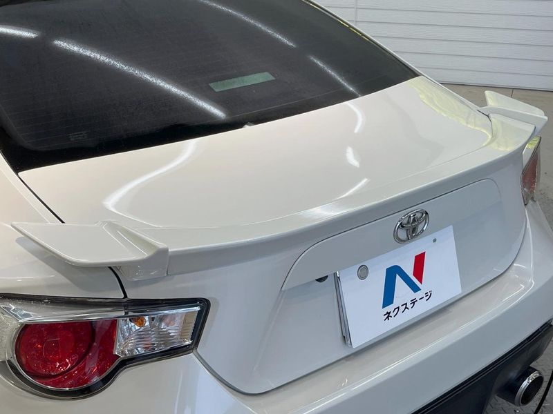 2012 Toyota 86 DBA-ZN6 (UW-6a599f3ce451a)[16]