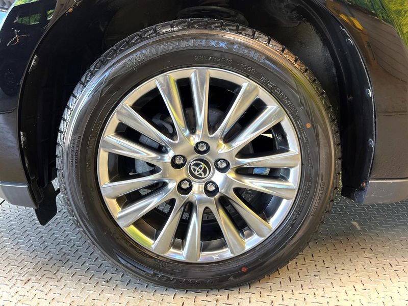 2014 Toyota Harrier DBA-ZSU60W (UW-6a599f5315060)[21]
