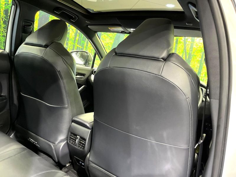 2024 Toyota Corolla Cross 6AA-ZVG13 (UW-6a599f5a6cfff)[20]