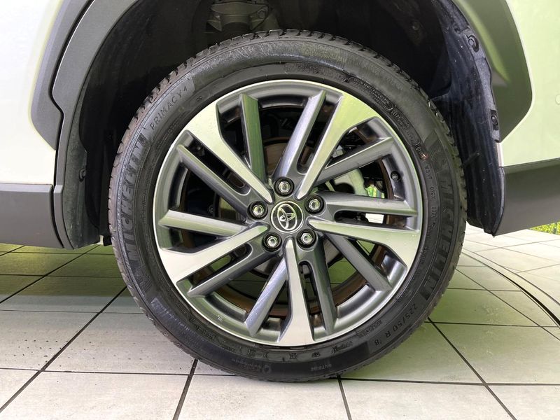2024 Toyota Corolla Cross 6AA-ZVG16 (UW-6a599f5e47401)[11]