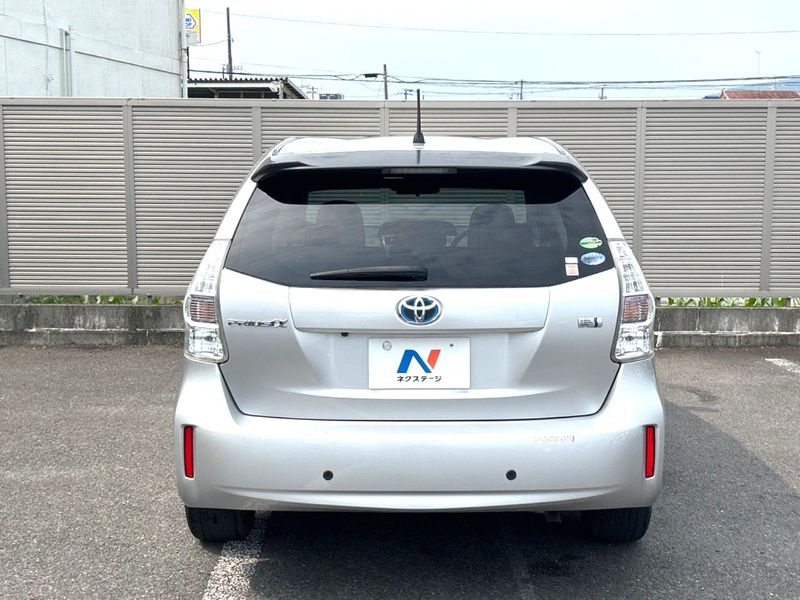 2014 Toyota Prius α DAA-ZVW40W (UW-6a599f666daf7)[22]