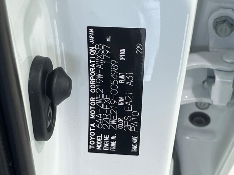 2024 Toyota Corolla Touring 6AA-ZWE219W (UW-6a599f7b4aed3)[1]