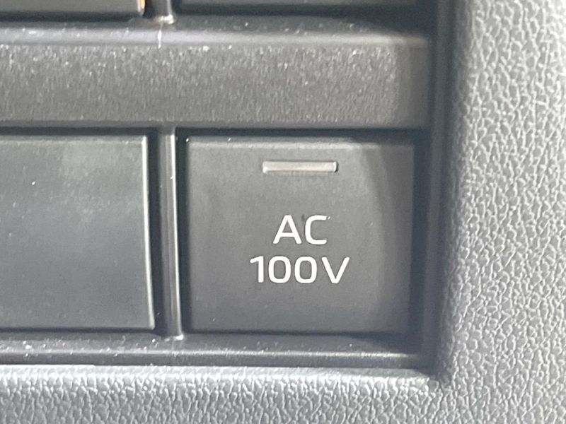 2023 Toyota Alphard Hybrid 6AA-AAHH40W (UW-6a5aed09ac5ea)[10]