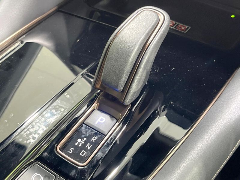 2023 Toyota Alphard Hybrid 6AA-AAHH40W (UW-6a5aed09ac5ea)[25]