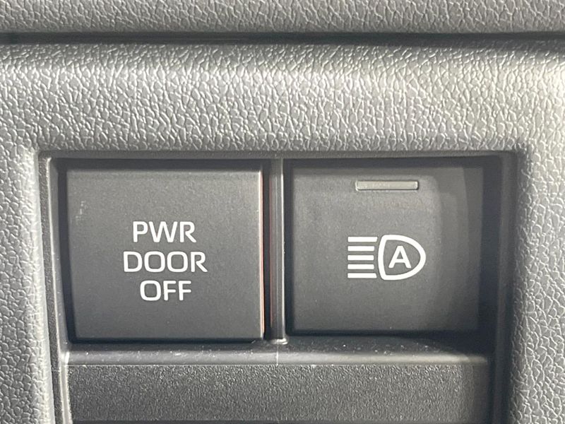 2023 Toyota Alphard Hybrid 6AA-AAHH40W (UW-6a5aed09ac5ea)[9]