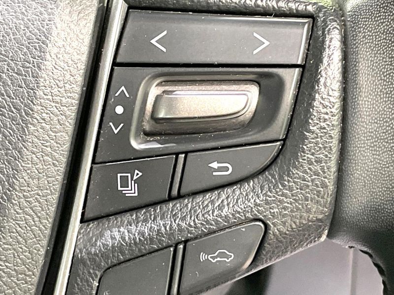 2015 Toyota Alphard DBA-AGH30W (UW-6a5aed1a56a44)[16]