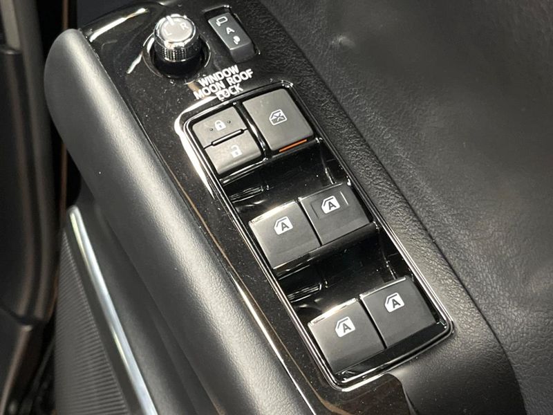2020 Toyota Vellfire 3BA-AGH30W (UW-6a5aed2edb444)[27]