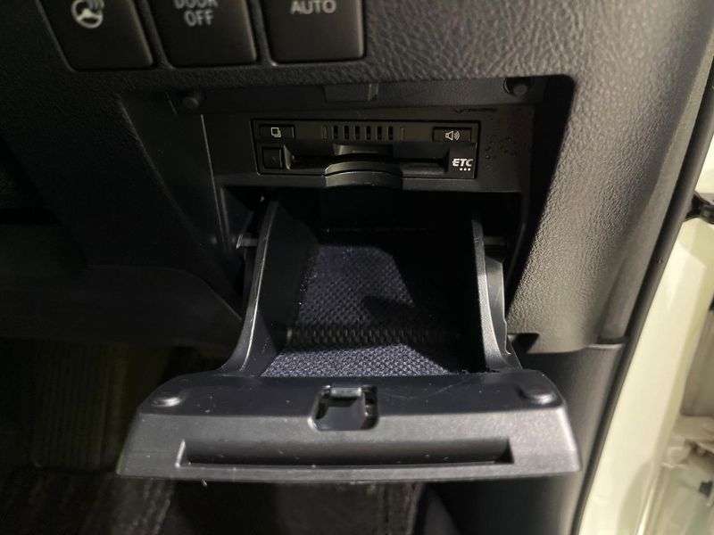 2018 Toyota Vellfire DBA-AGH35W (UW-6a5aed30d1e71)[10]