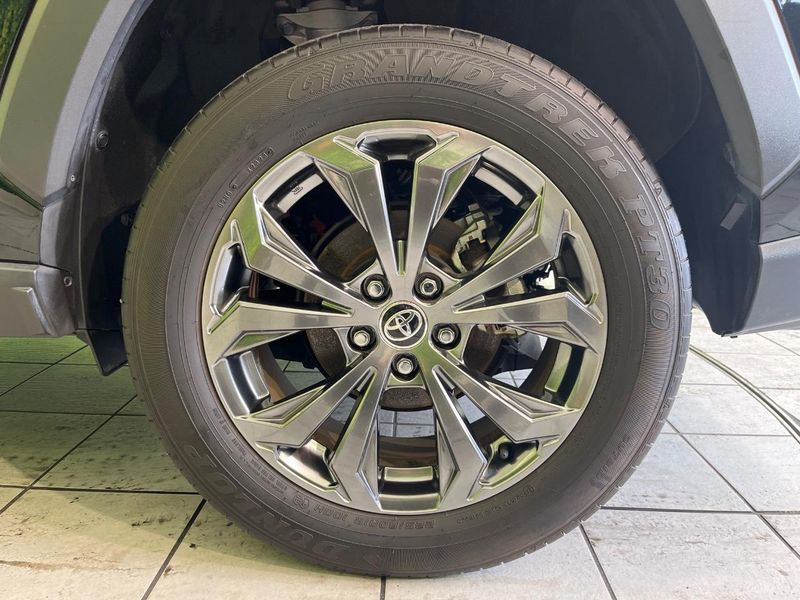 2023 Toyota RAV4 6AA-AXAH54 (UW-6a5aed4a56637)[4]