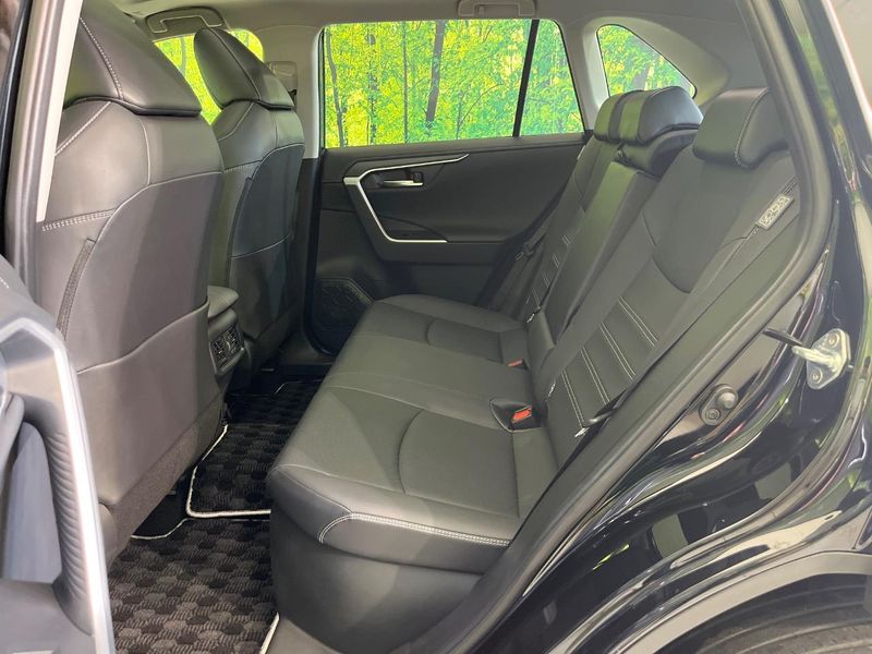 2023 Toyota RAV4 6AA-AXAH54 (UW-6a5aed4a56637)[9]