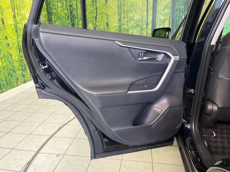 2023 Toyota RAV4 6AA-AXAH54 (UW-6a5aed4a56637)[8]