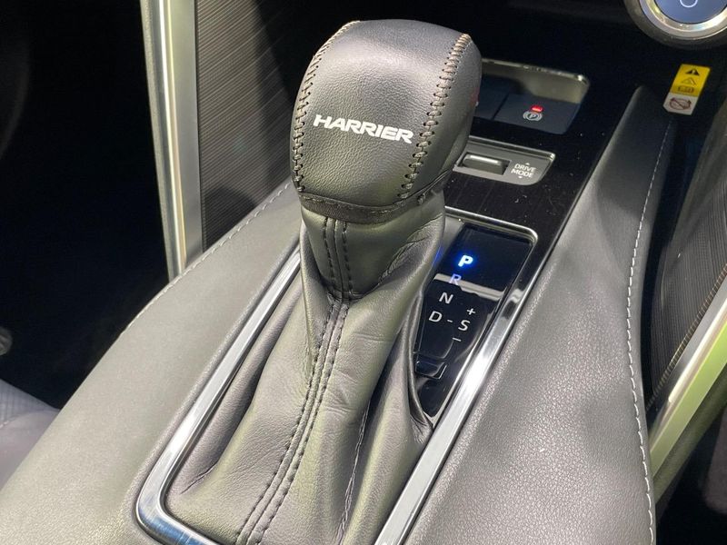 2021 Toyota Harrier Hybrid 6AA-AXUH80 (UW-6a5aed52f16af)[24]