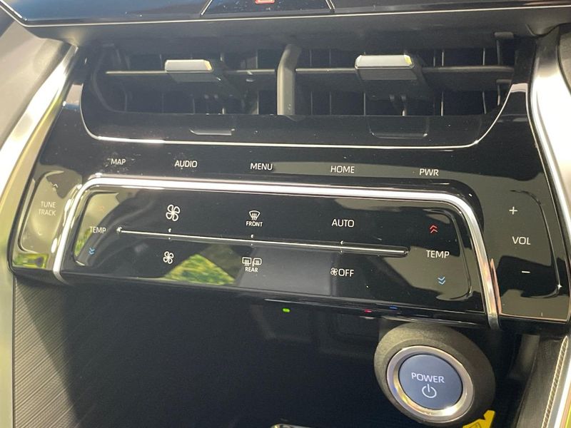 2021 Toyota Harrier Hybrid 6AA-AXUH80 (UW-6a5aed52f16af)[19]