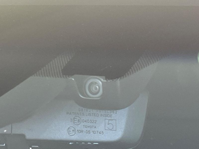 2021 Toyota Harrier Hybrid 6AA-AXUH85 (UW-6a5aed5cada3f)[11]