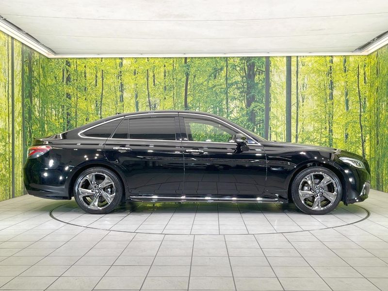 2020 Toyota Crown Hybrid 6AA-AZSH20 (UW-6a5aed6804805)[8]