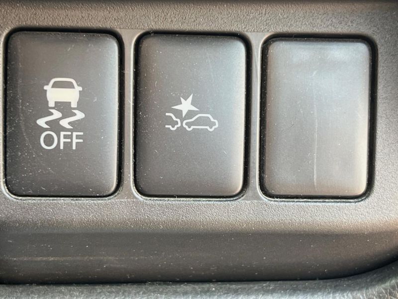 2015 Mitsubishi ek Custom DBA-B11W (UW-6a5aed70c7f6b)[25]