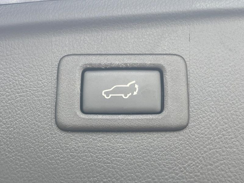 2015 Subaru Legacy Outback DBA-BS9 (UW-6a5aeda7bf346)[22]