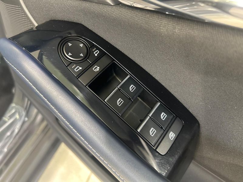 2021 Mazda CX-30 5BA-DMEP (UW-6a5aedc5008a8)[29]