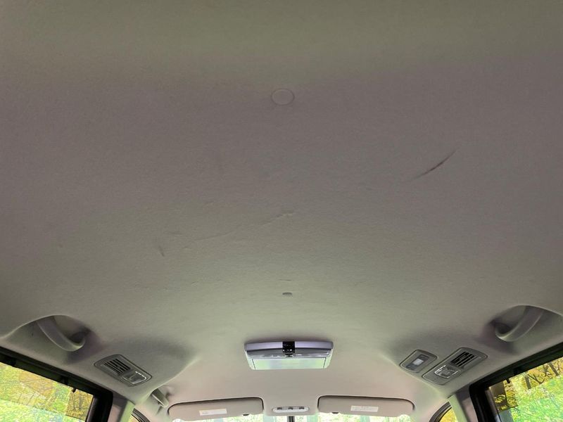 2012 Nissan Serena DBA-FC26 (UW-6a5aedd3d2612)[24]