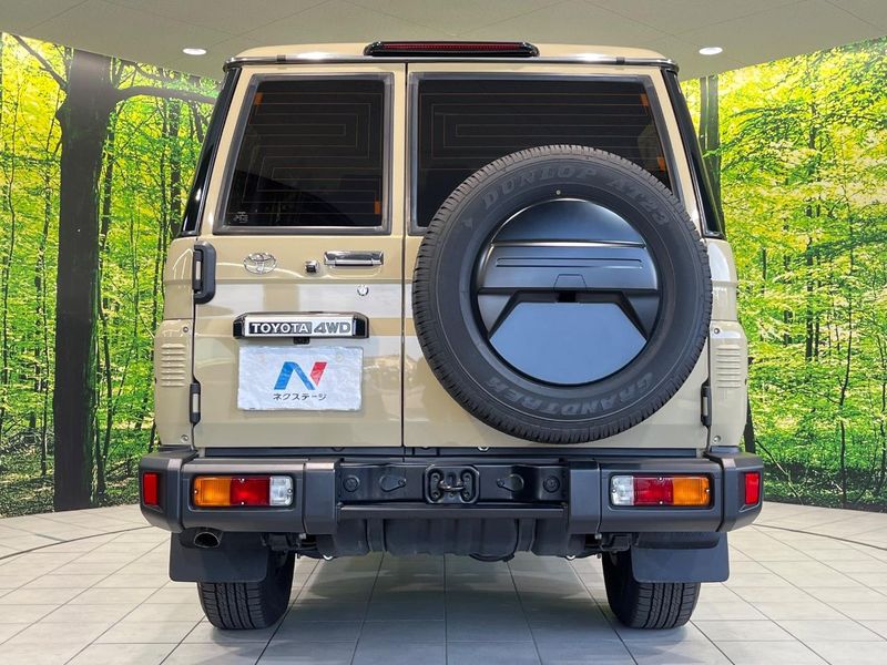 2024 Toyota Land Cruiser 70 3DA-GDJ76W (UW-6a5aedf33dc1e)[18]