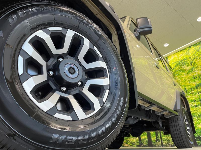 2024 Toyota Land Cruiser 70 3DA-GDJ76W (UW-6a5aedf33dc1e)[10]