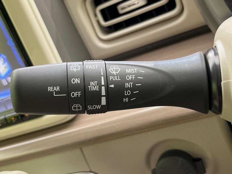 2022 Suzuki ALTO Lapin 5BA-HE33S (UW-6a5aee3f57678)[27]