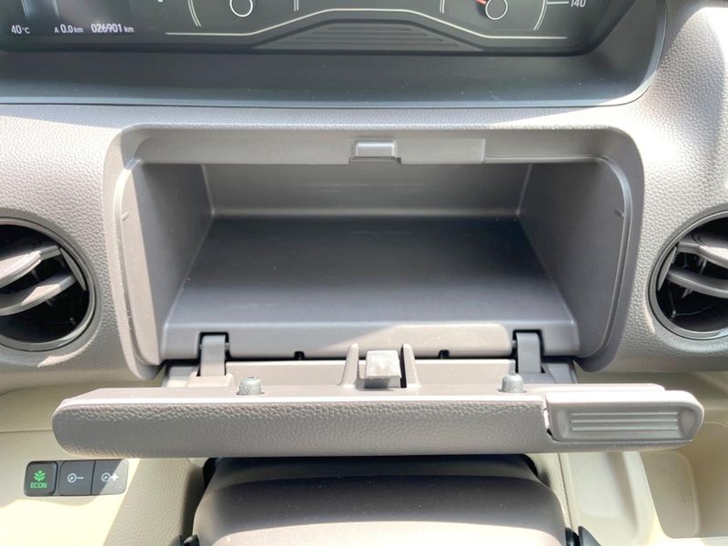 2018 Honda N-BOX DBA-JF3 (UW-6a5aee7b5058e)[26]