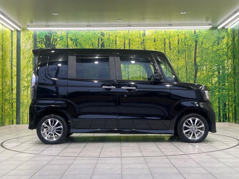 2021 Honda N-BOX CUSTOM 6BA-JF4 (UW-6a5aee8ee0568)[16]