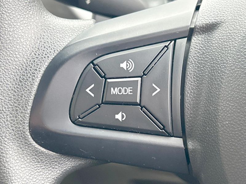 2016 Daihatsu Cast DBA-LA250S (UW-6a5aeee718cfb)[16]