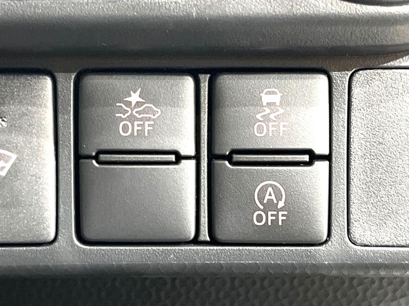 2025 Toyota Roomy 5BA-M910A (UW-6a5aef4a49ffd)[17]