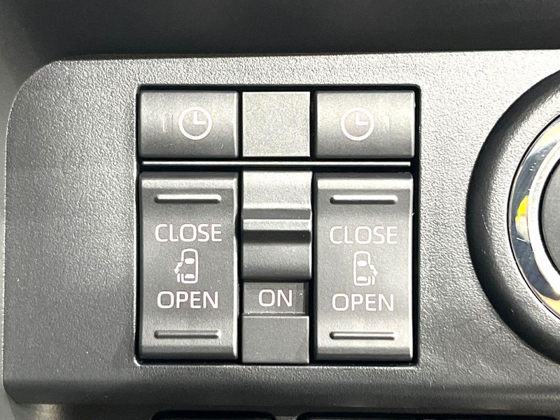 2025 Toyota Roomy 5BA-M910A (UW-6a5aef4a49ffd)[16]