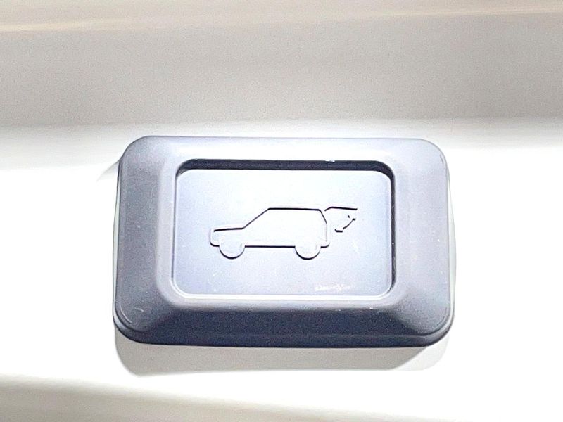 2023 Toyota RAV4 6BA-MXAA54 (UW-6a5aefbc301fc)[18]